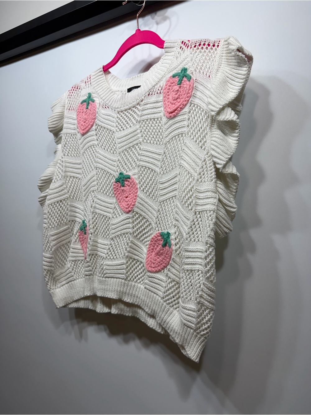 Debut Strawberry Crochet Sweater Vest M/L 100% Cotton - Picture 3 of 10